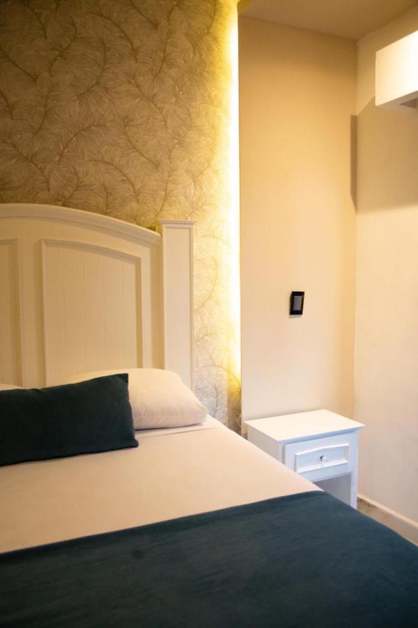 Hotel Boutique Monarca El Paraiso Luaran gambar